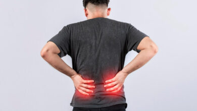 Urologia Goiânia - Como saber se a dor lombar é cólica de rins ou dor na coluna?